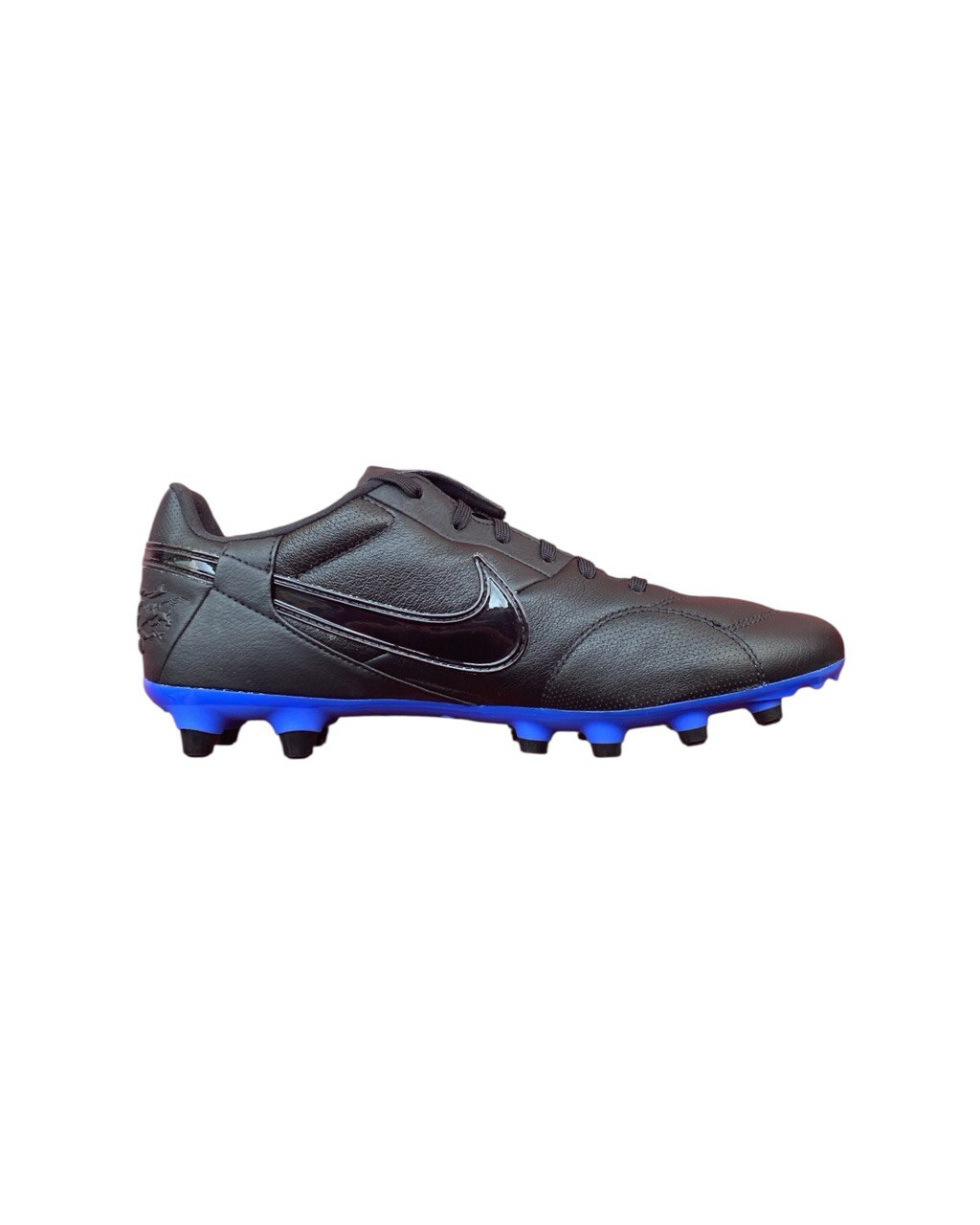 THE NIKE PREMIER 3 FG"BLACK PACK"
