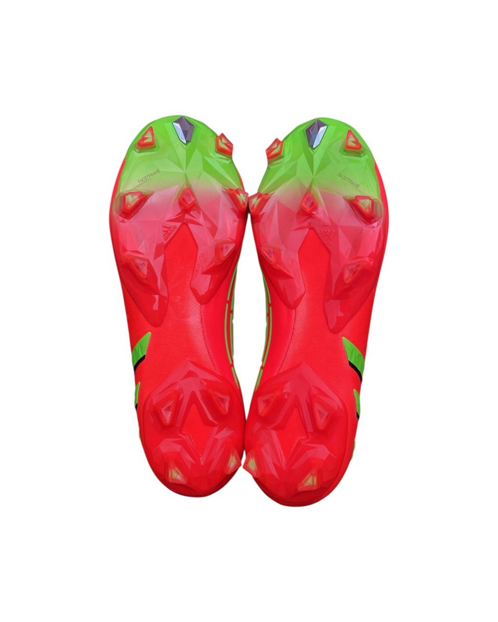 PREDATOR EDGE.1 L FG"GAME DATA PACK"